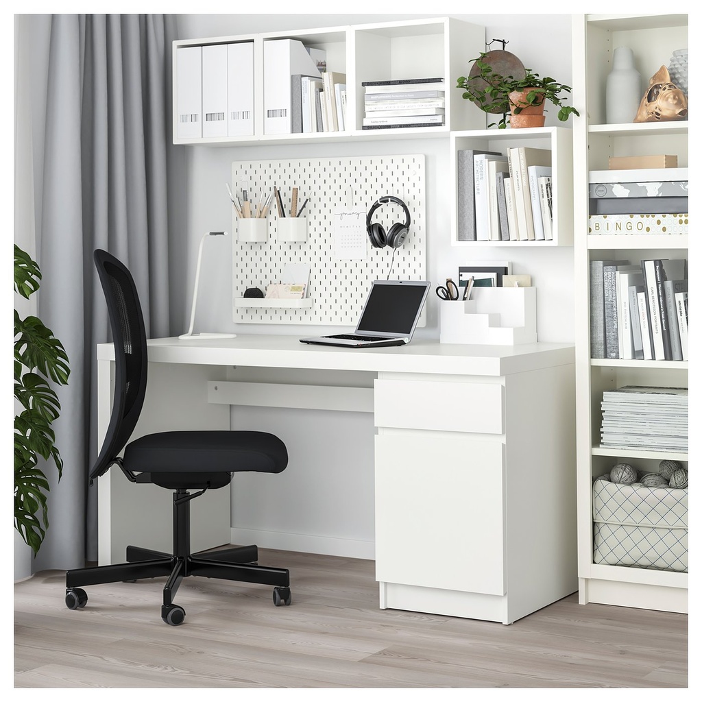 MALM Desk - white 140x65 cm (55 1/8x25 5/8 ")