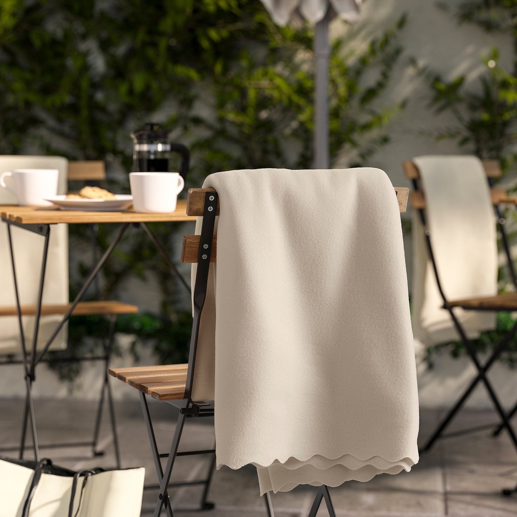 DAGGKÅPOR Throw - light beige 51x67 "