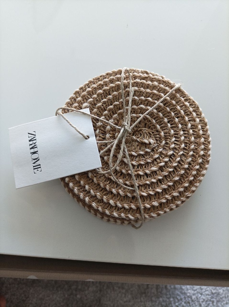 [75720133] Paper Coaster Pack